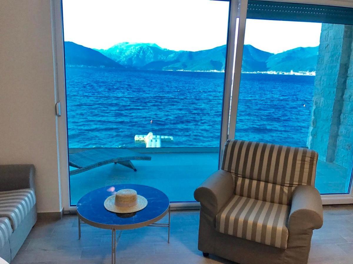Lux Apartments Krasići Bagian luar foto