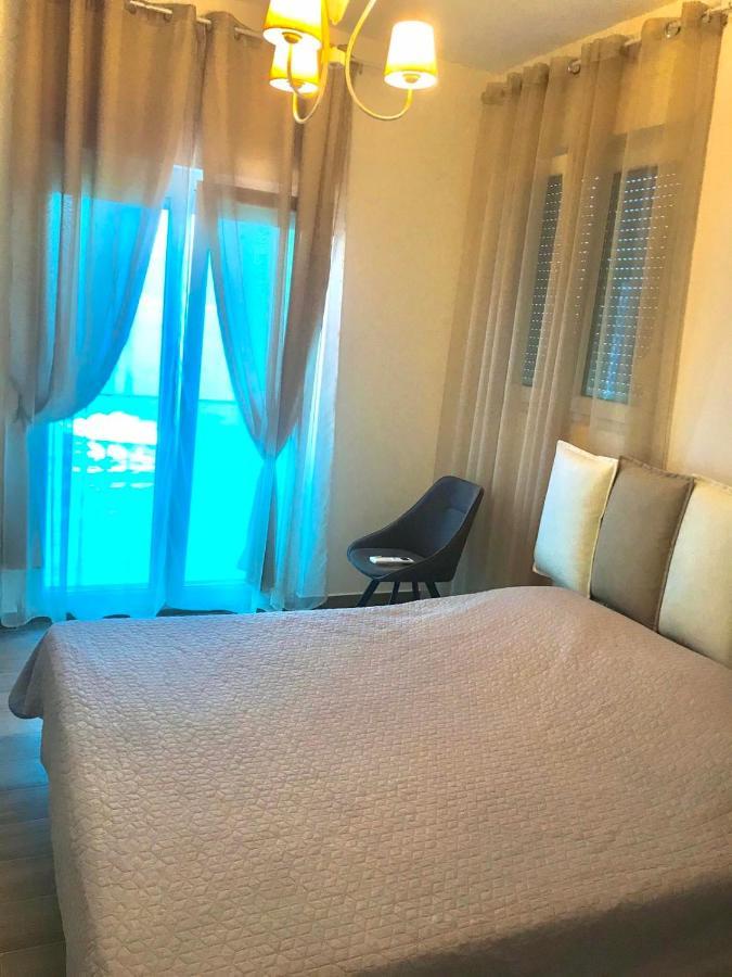 Lux Apartments Krasići Bagian luar foto